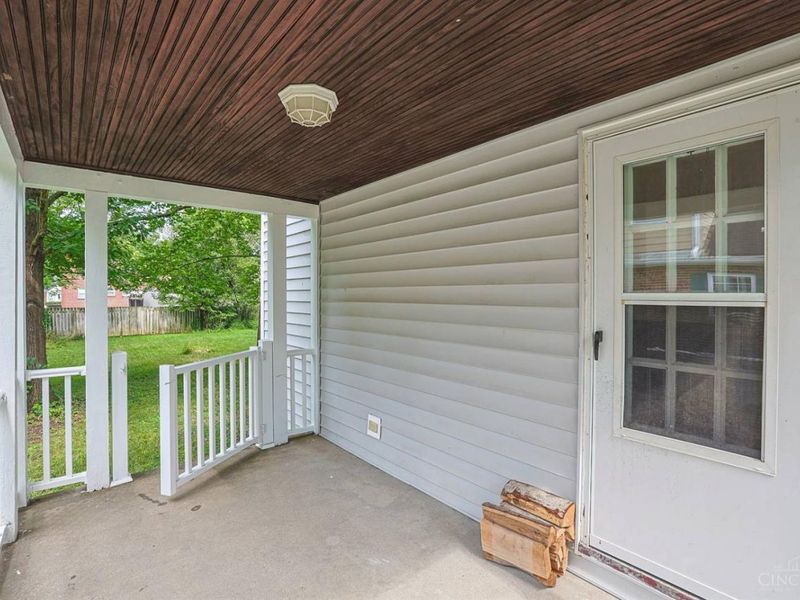 1555 Brandon Avenue, Cincinnati, OH 45230 Photo 4