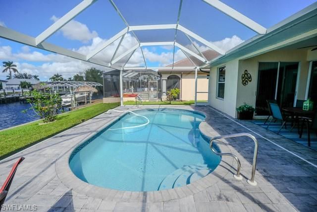 2214 SE 19th Pl, Cape Coral, FL 33990 Photo