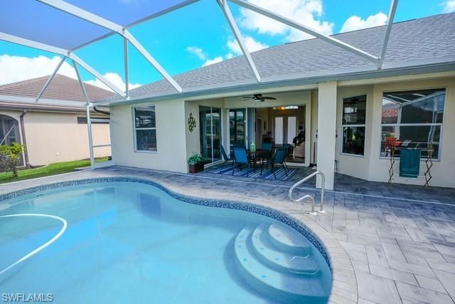 2214 SE 19th Pl, Cape Coral, FL 33990 Photo