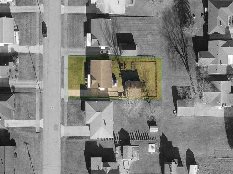 653 N Bon Air Avenue, Youngstown, OH 44509 Photo 2