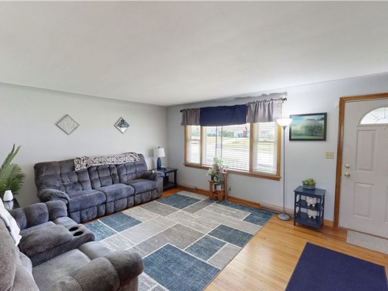 653 N Bon Air Avenue, Youngstown, OH 44509 Photo 6