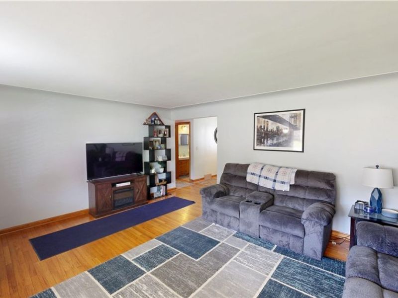 653 N Bon Air Avenue, Youngstown, OH 44509 Photo 7