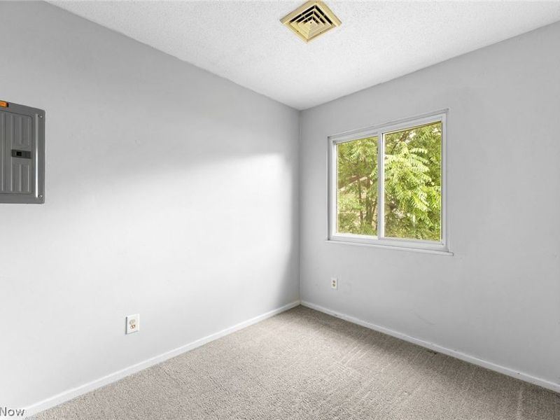 2045-2047 20th Street SW, Akron, OH 44314 Photo 15