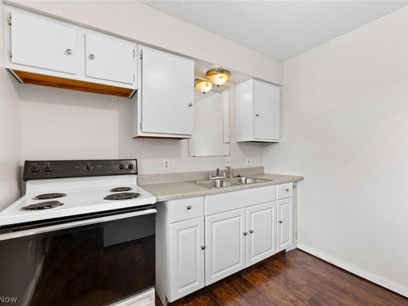 2045-2047 20th Street SW, Akron, OH 44314 Photo 9