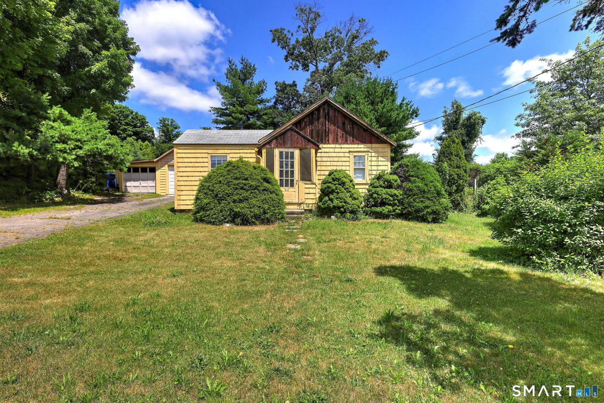 216 Cross Hill, Monroe, CT 06468 Main Photo