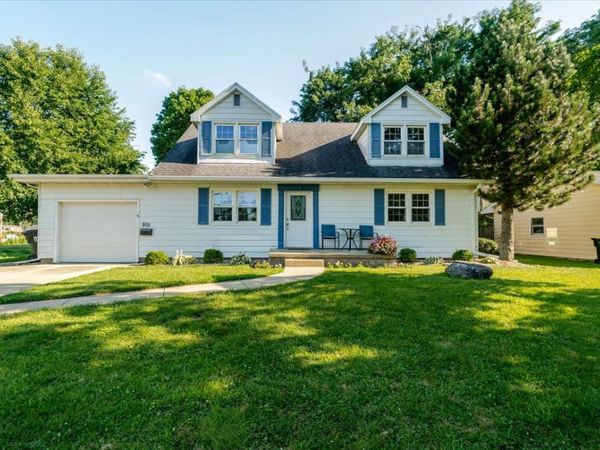 901 Ruston Avenue, Normal, IL 61761
