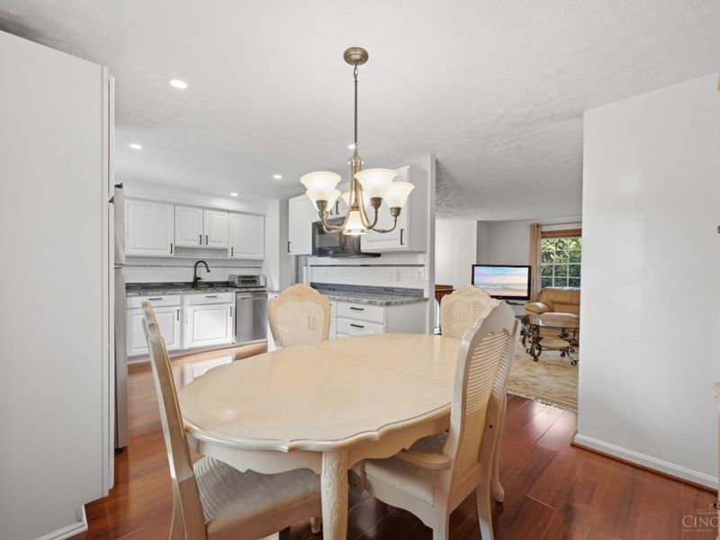 904 Beechmeadow Lane, Delhi Twp, OH 45238 Photo 12