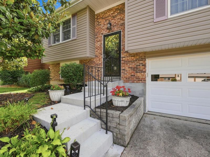904 Beechmeadow Lane, Delhi Twp, OH 45238 Photo 3