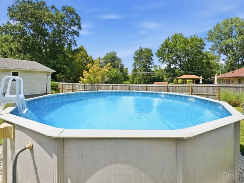 2203 Miracle Mile, Springfield, OH 45503 Photo 2