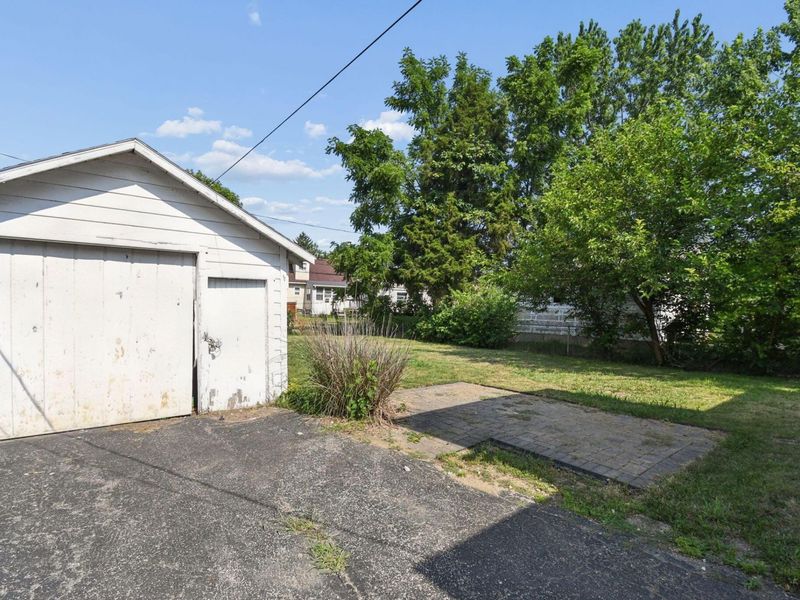 87 Maple Drive , Columbus, OH 43228 Photo 28