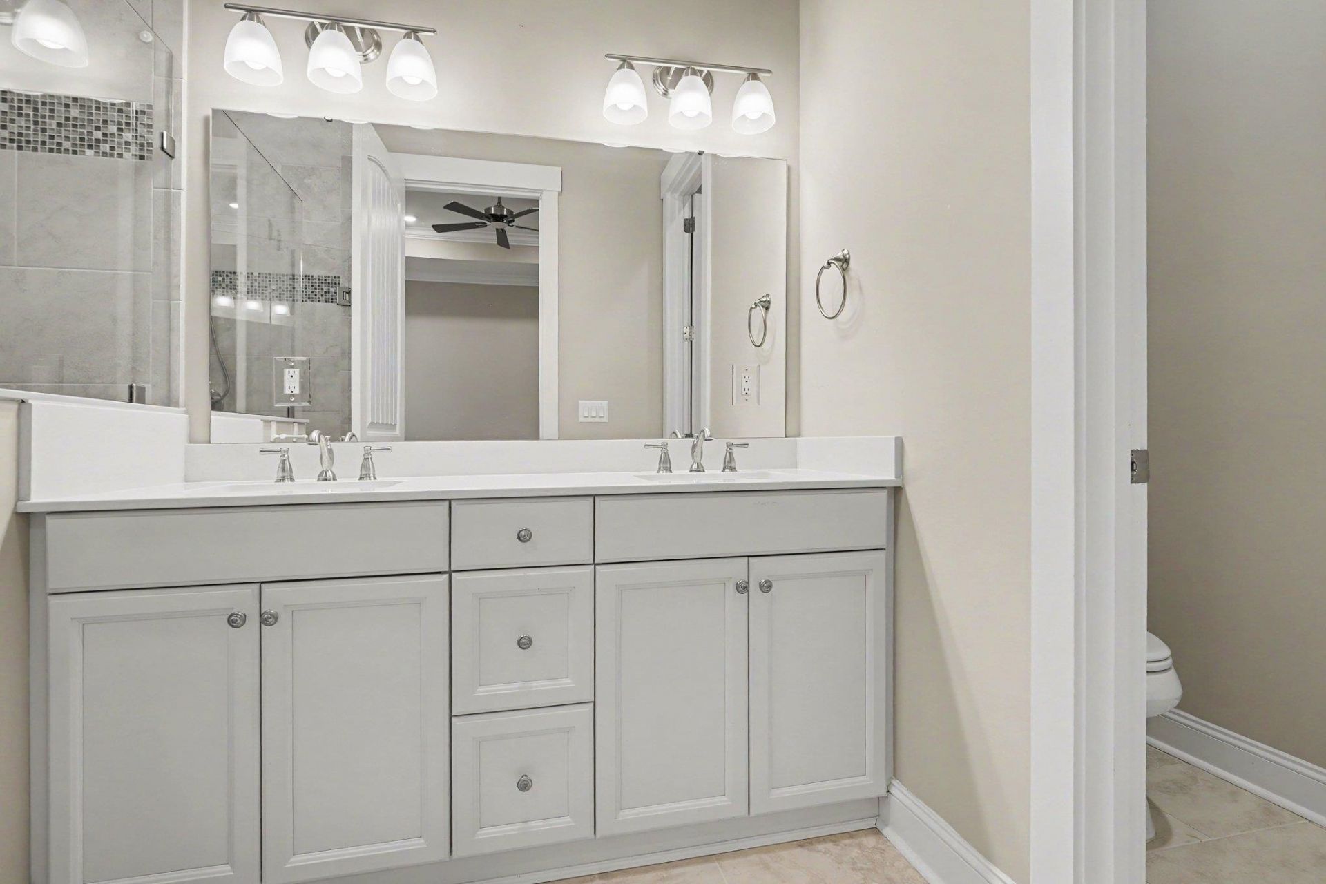 8155 Living Tide Dr. Photo 13