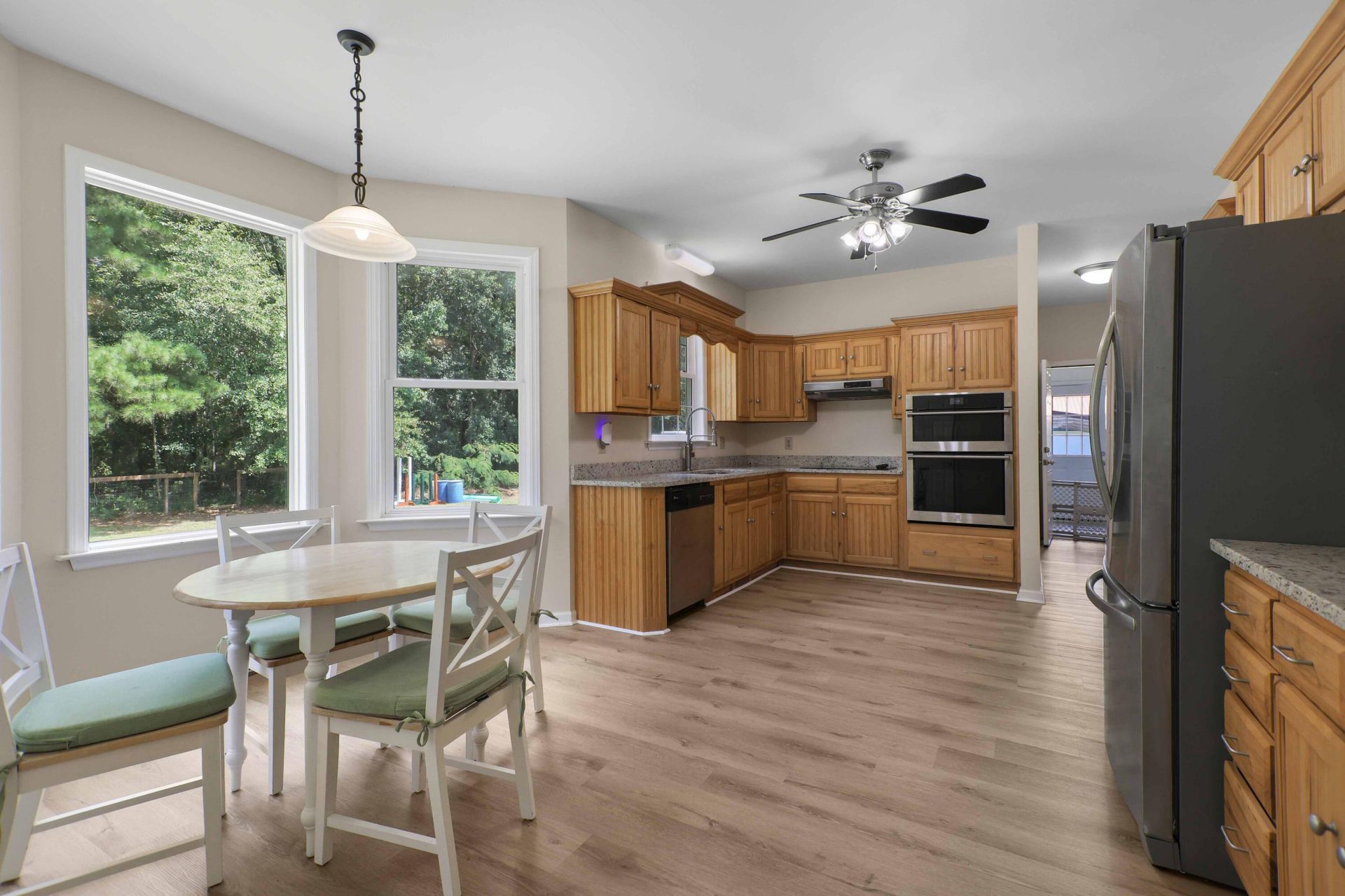 1756 Fish Road Photo 10
