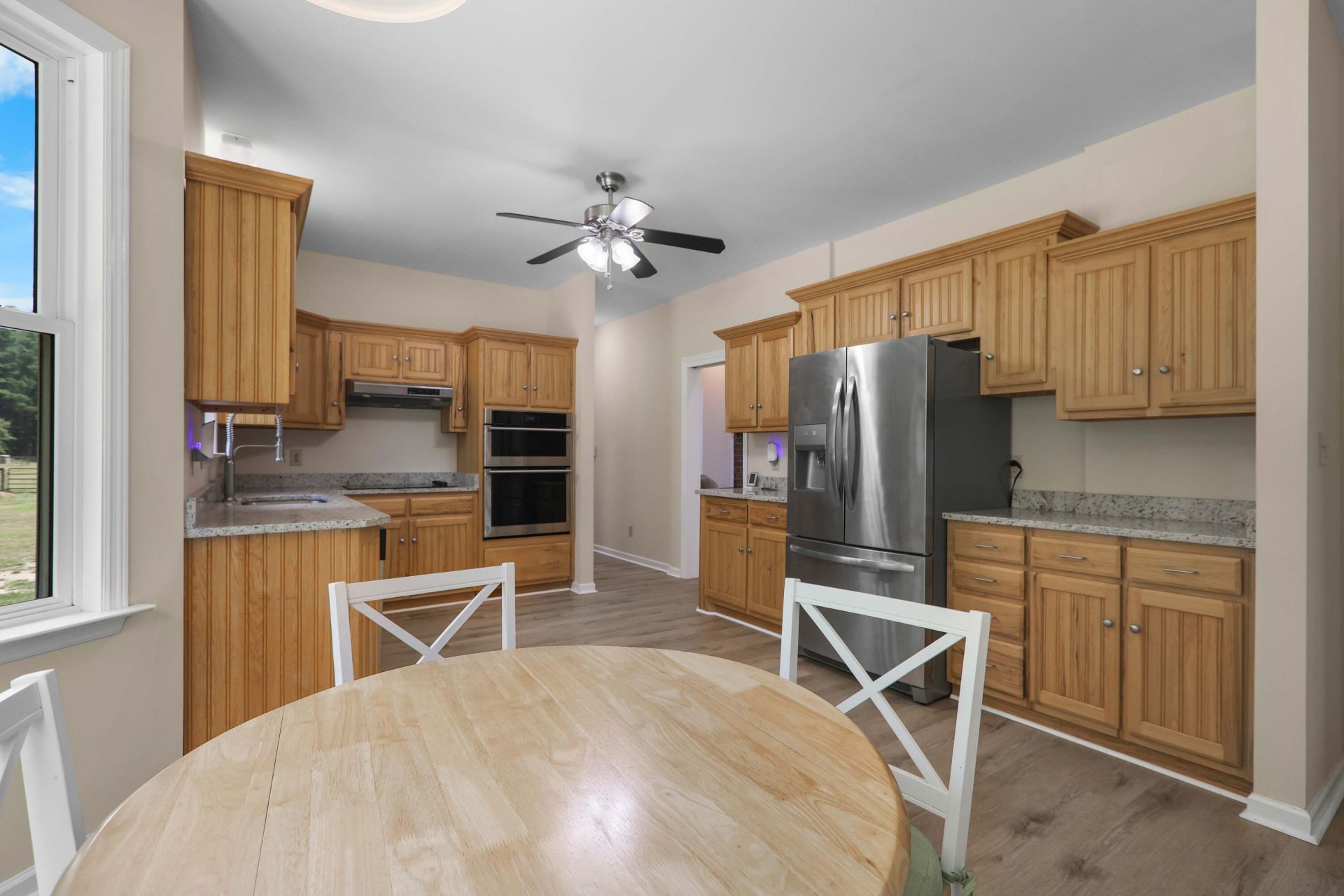 1756 Fish Road Photo 11