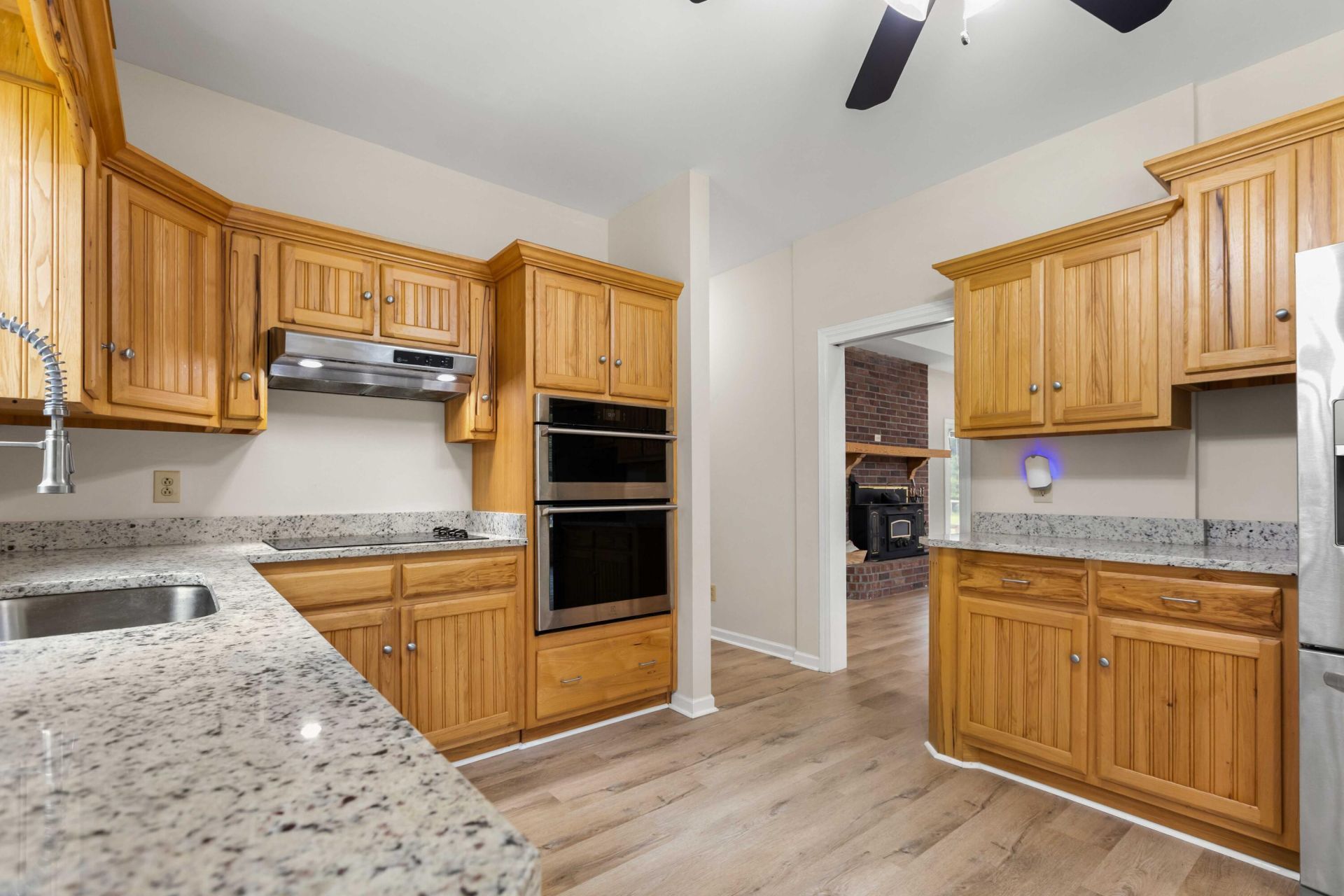1756 Fish Road Photo 14
