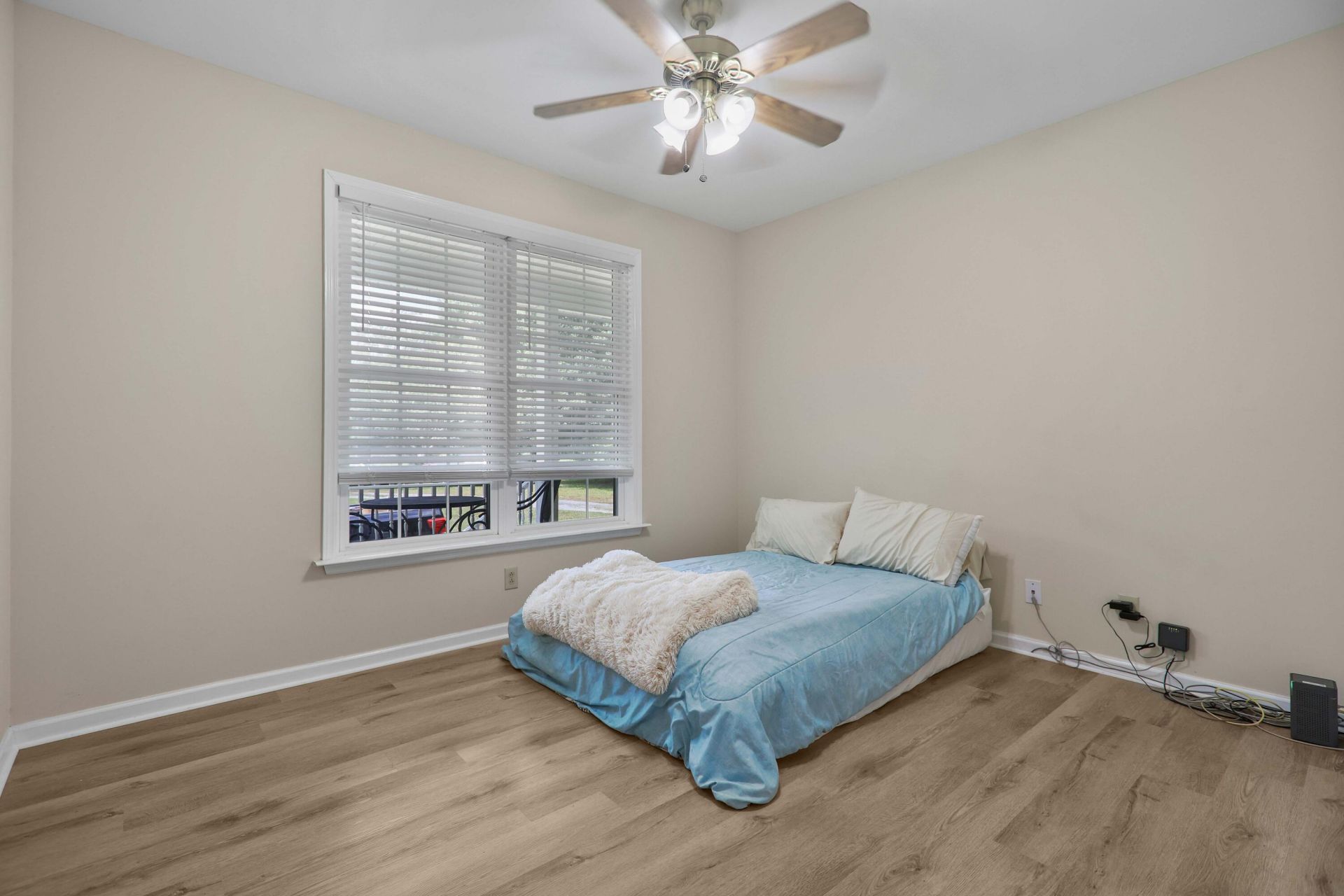 1756 Fish Road Photo 21