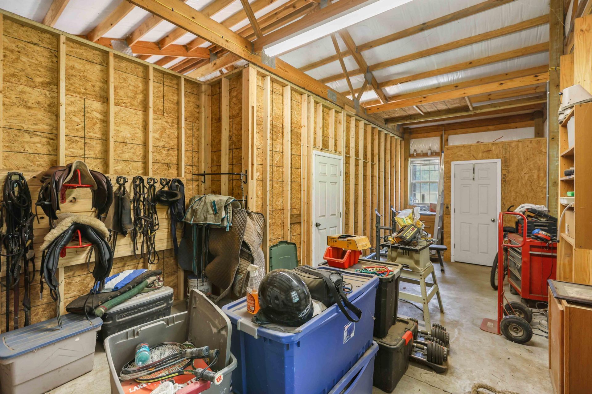1756 Fish Road Photo 35