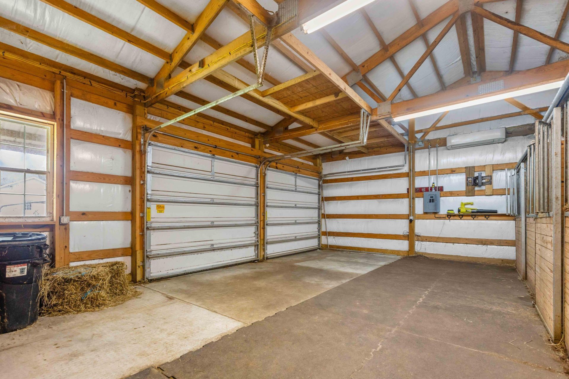 1756 Fish Road Photo 38