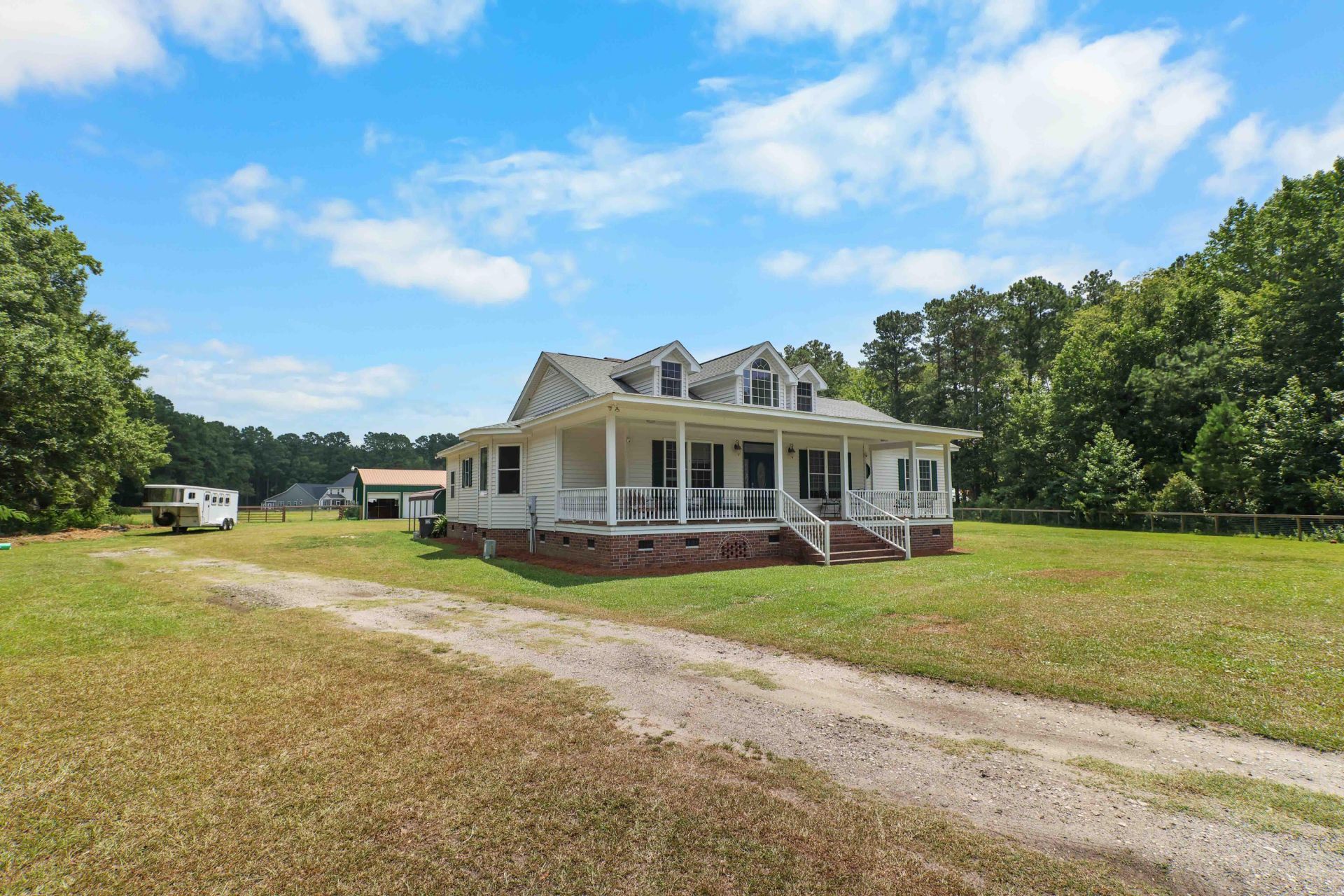 1756 Fish Road Photo 41