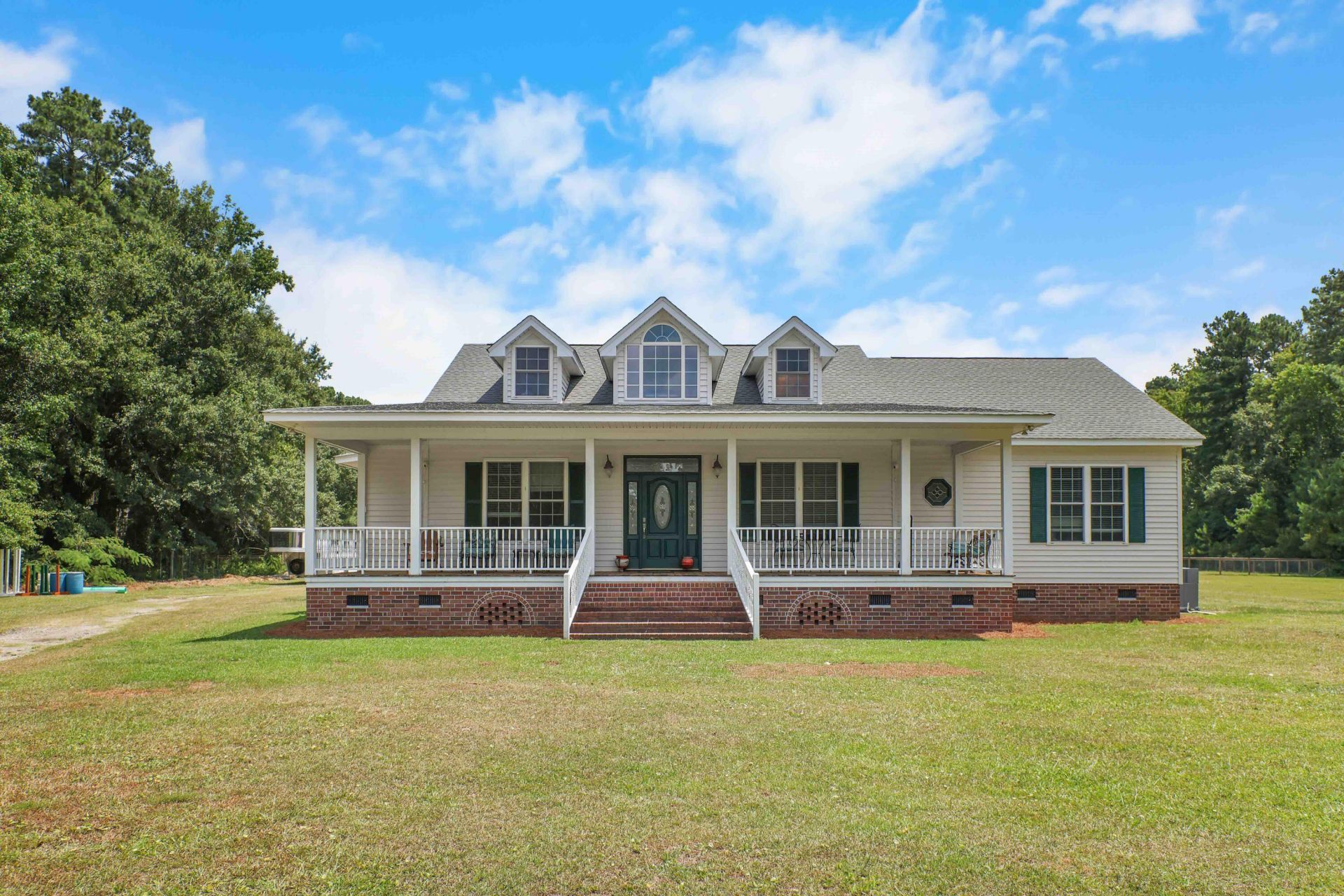1756 Fish Road Photo 42
