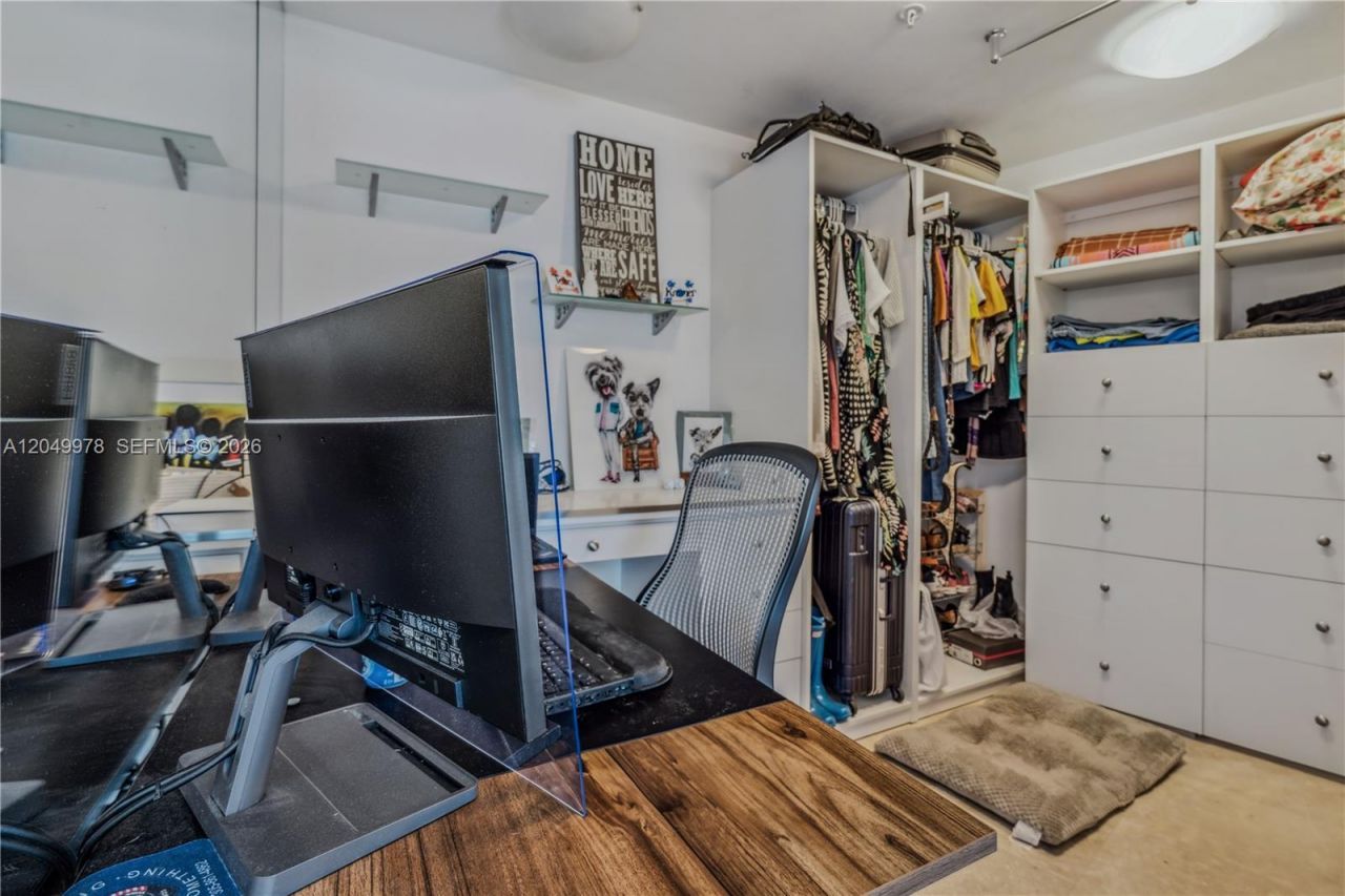 7700 Collins Ave , Unit 3, Miami Beach, FL 33141 Photo