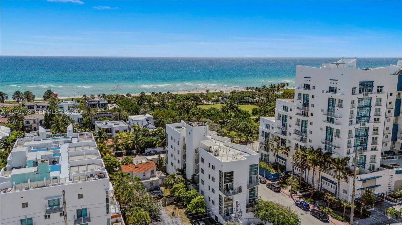 7700 Collins Ave , Unit 3, Miami Beach, FL 33141 Photo