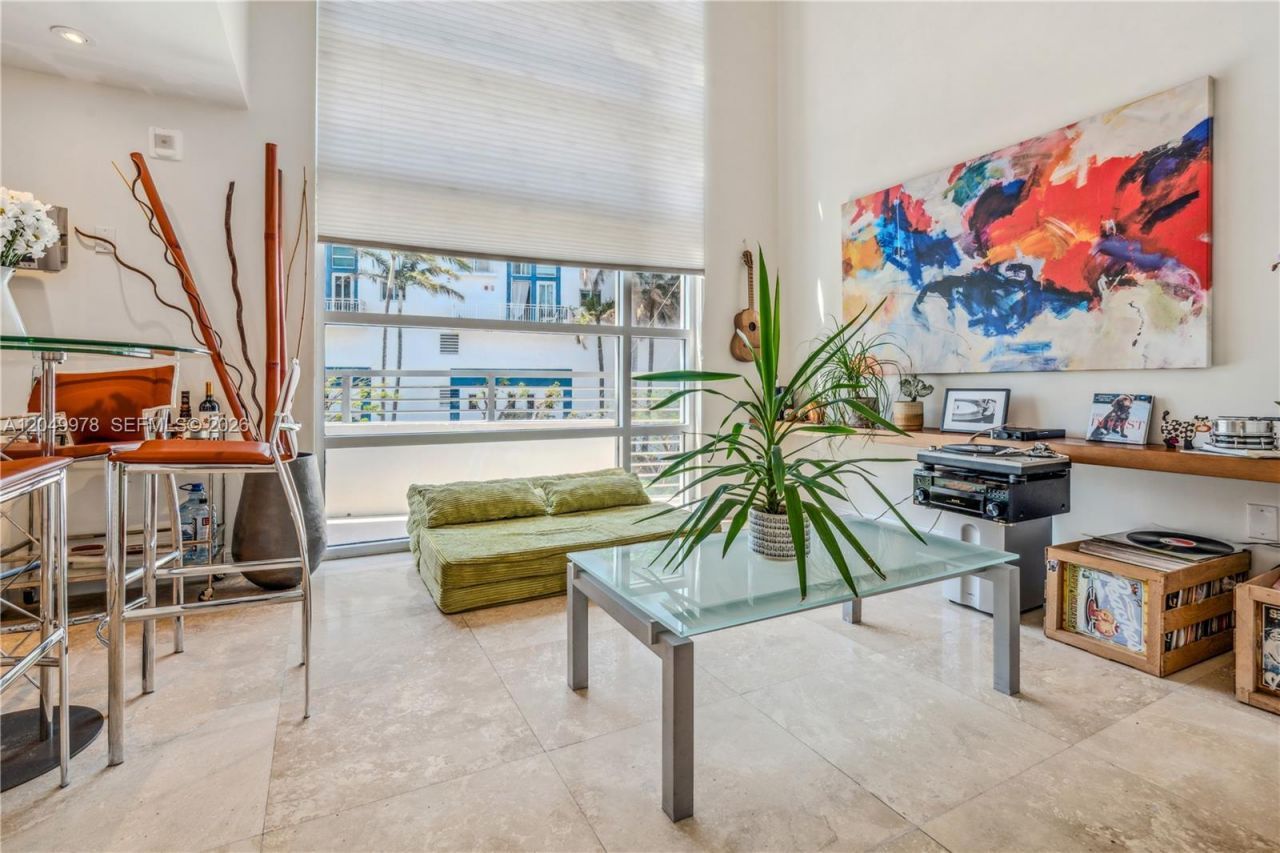 7700 Collins Ave , Unit 3, Miami Beach, FL 33141 Photo