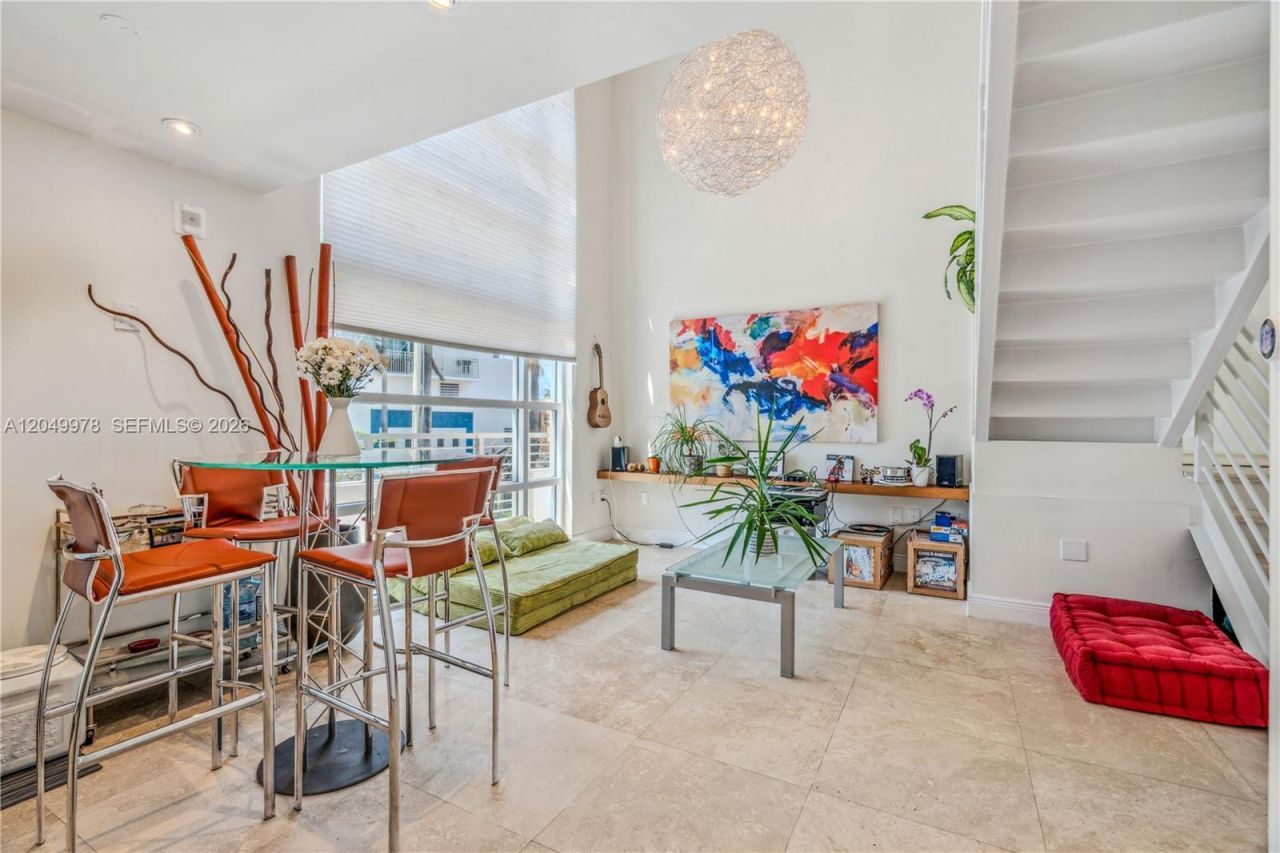 7700 Collins Ave , Unit 3, Miami Beach, FL 33141 Photo