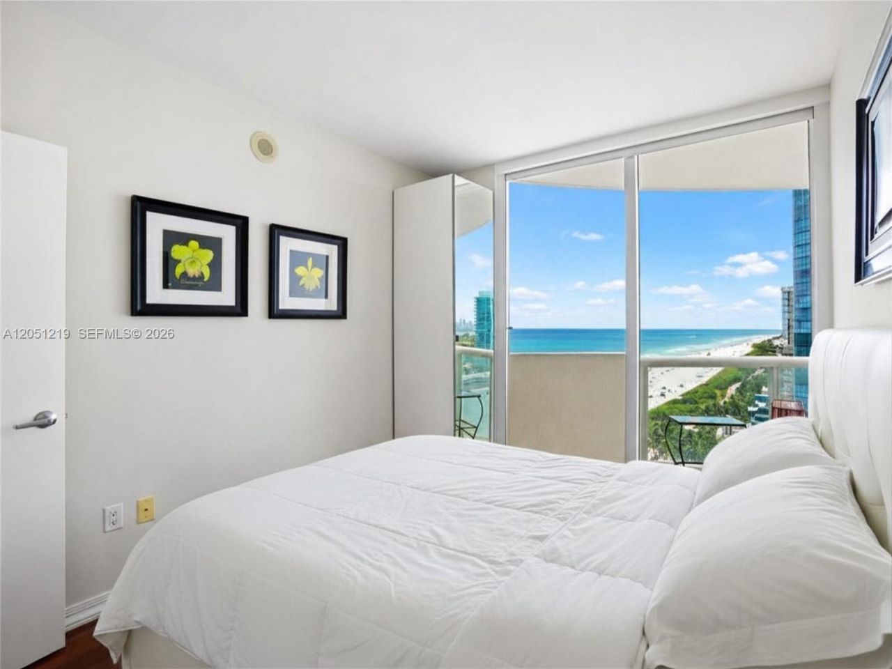 6365 Collins Ave, Unit 1705, Miami Beach, FL 33141 Photo