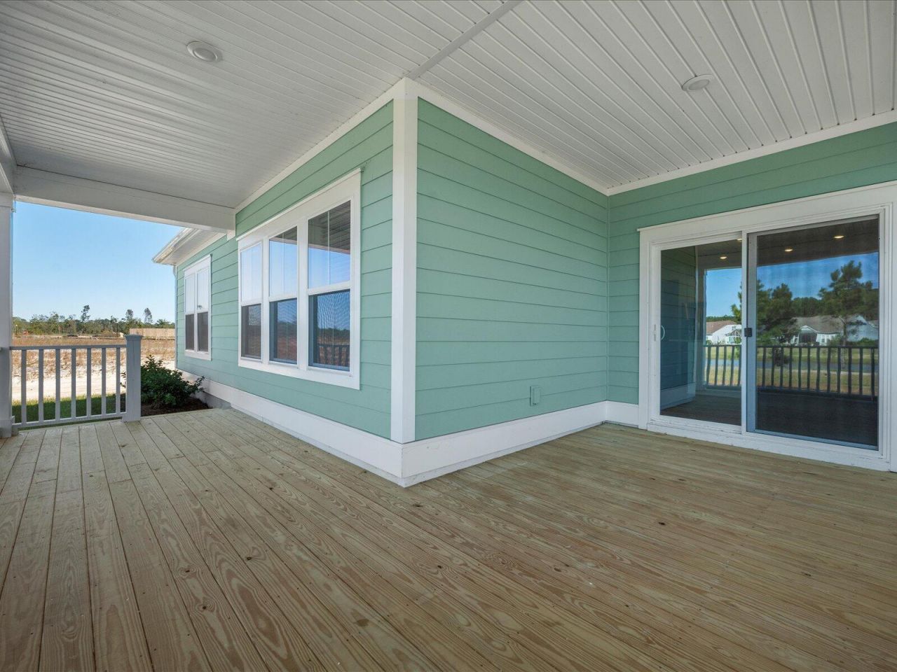 443 Radiant Blue Way Photo 36