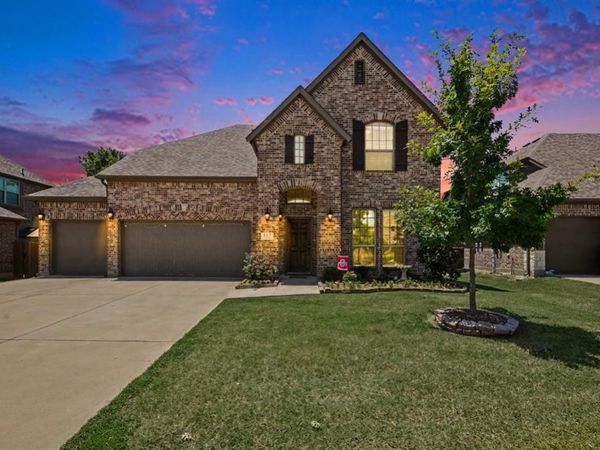 117 Providence Drive, Van Alstyne, TX 75495