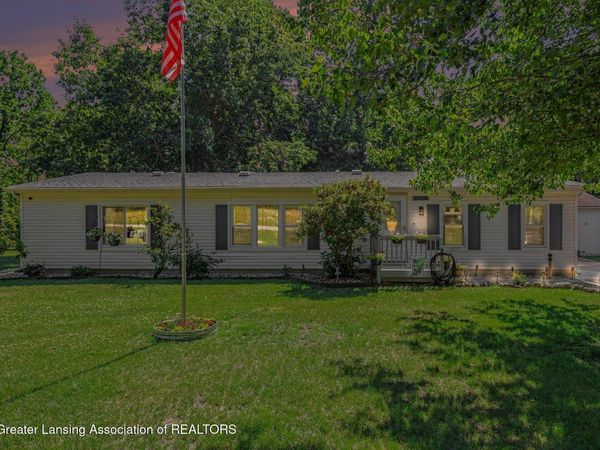 8995 River Park Road, Jackson, MI 49201