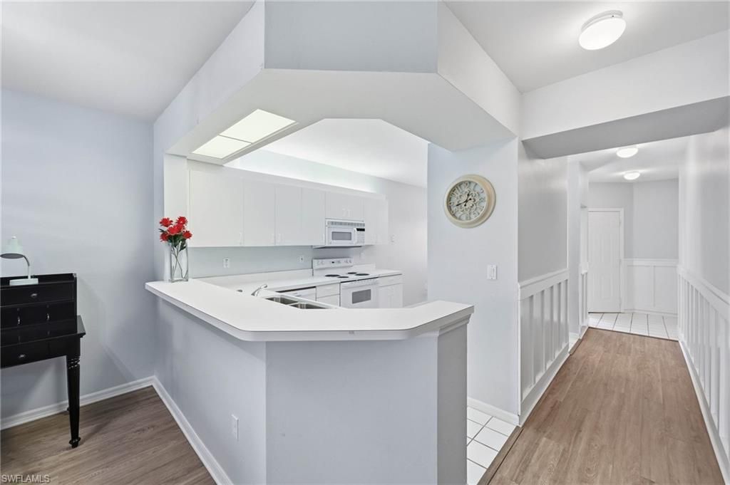 7577 Silver Trumpet Ln, Unit 103, Naples, FL 34109 Photo