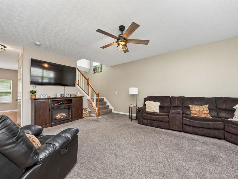 3864 Golden Meadow Court, Batavia Twp, OH 45102 Photo 5