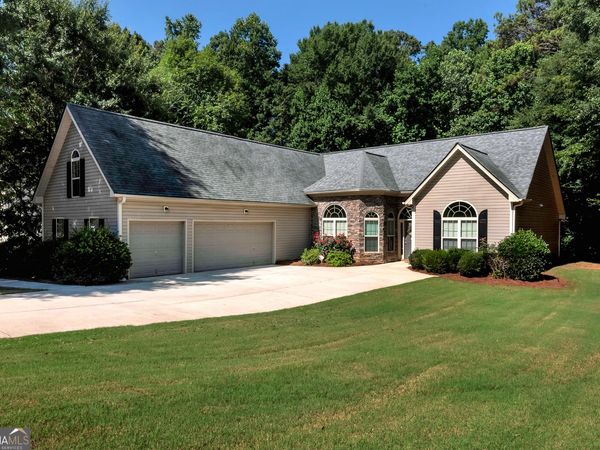 222 Jefferson Walk Circle, Jefferson, GA 30549