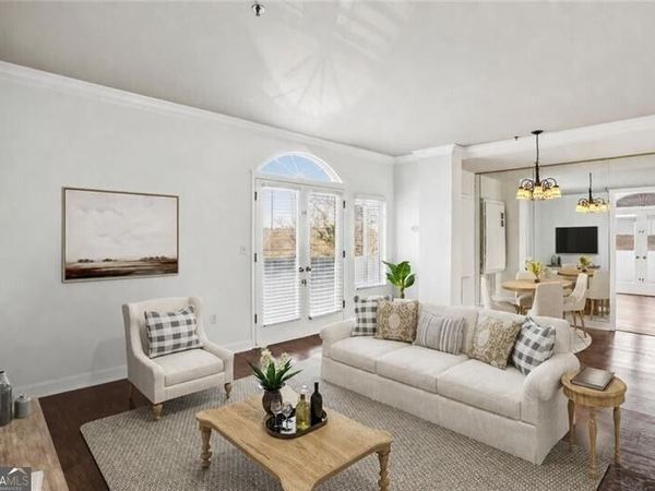 2161 Peachtree Road NE, Unit 205, Atlanta, GA 30309