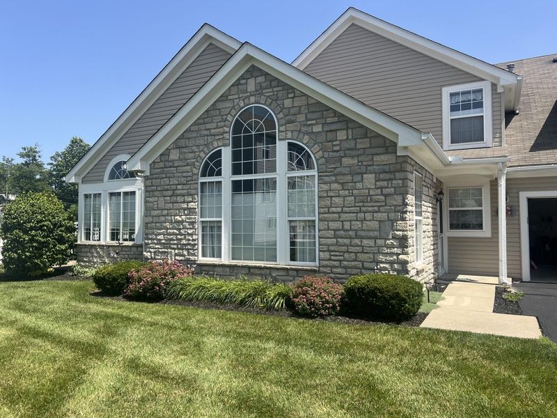 993 Governors , Lancaster, OH 43130 Photo 4