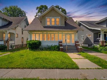 1222 Minnie Street, Port Huron, MI 48060