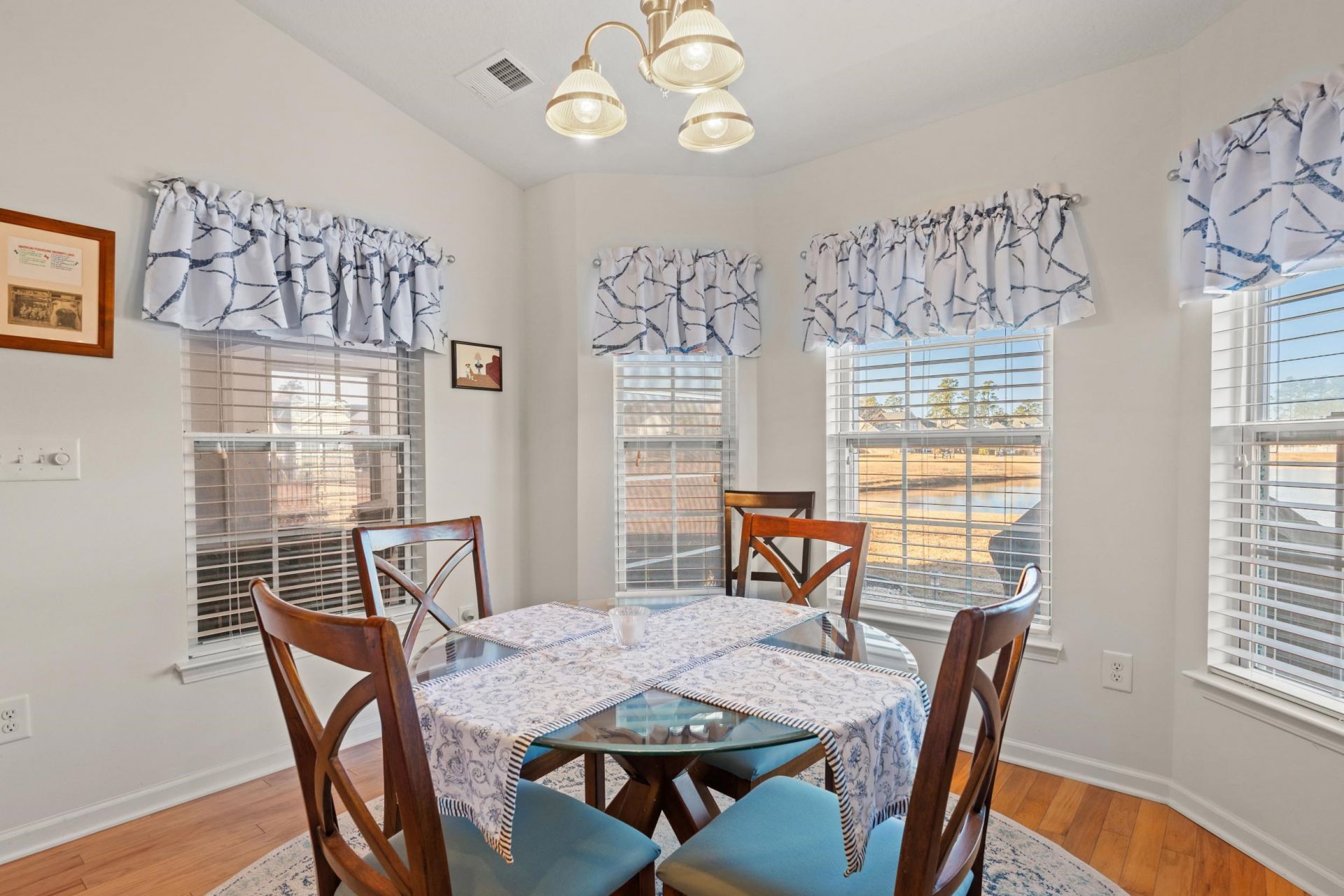 912 Daresbury Ln.  Photo 10