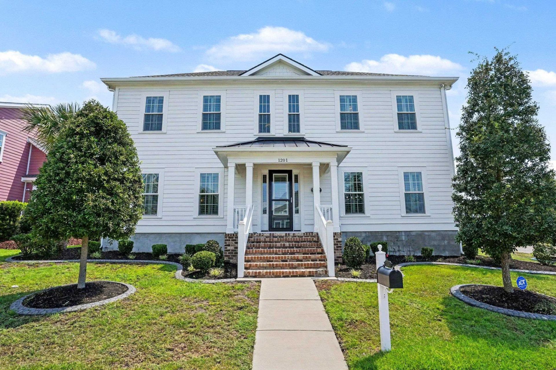 1201 James Island Ave., North Myrtle Beach, SC 29582 Main Photo