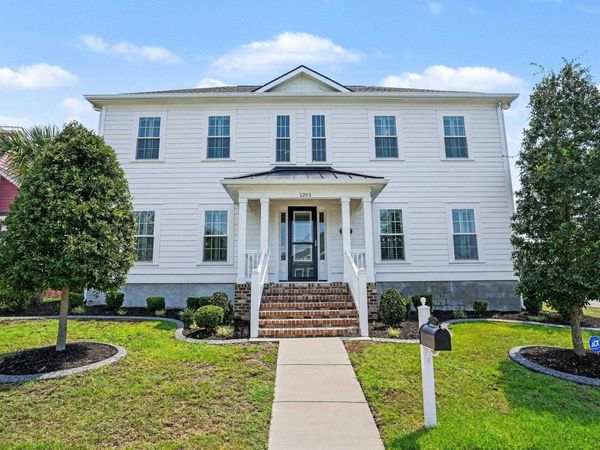 1201 James Island Ave., North Myrtle Beach, SC 29582
