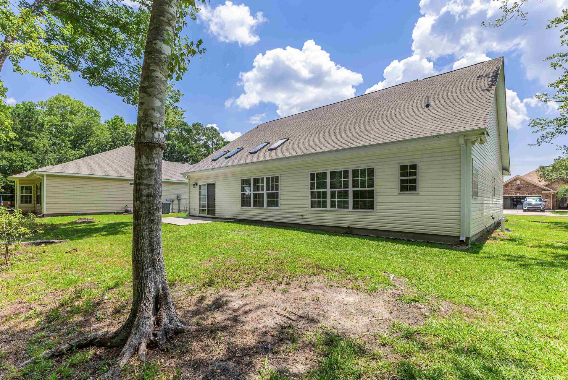 267 Sienna Dr. Photo 31