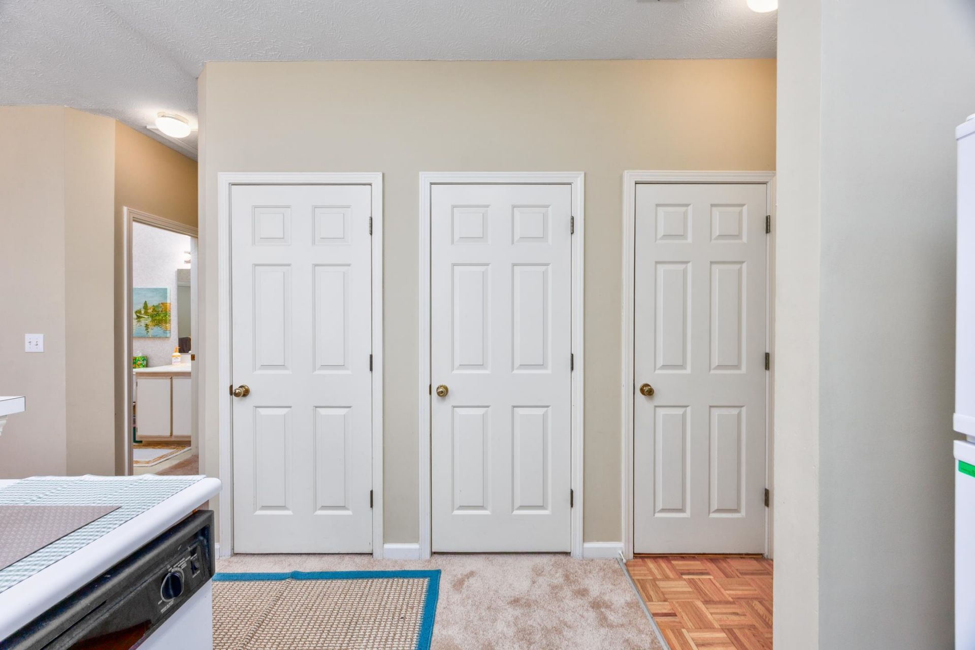 504 River Oaks Dr. Photo 14