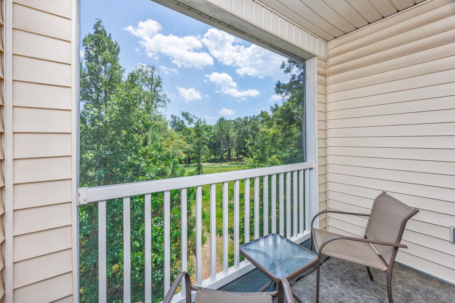 504 River Oaks Dr. Photo 23