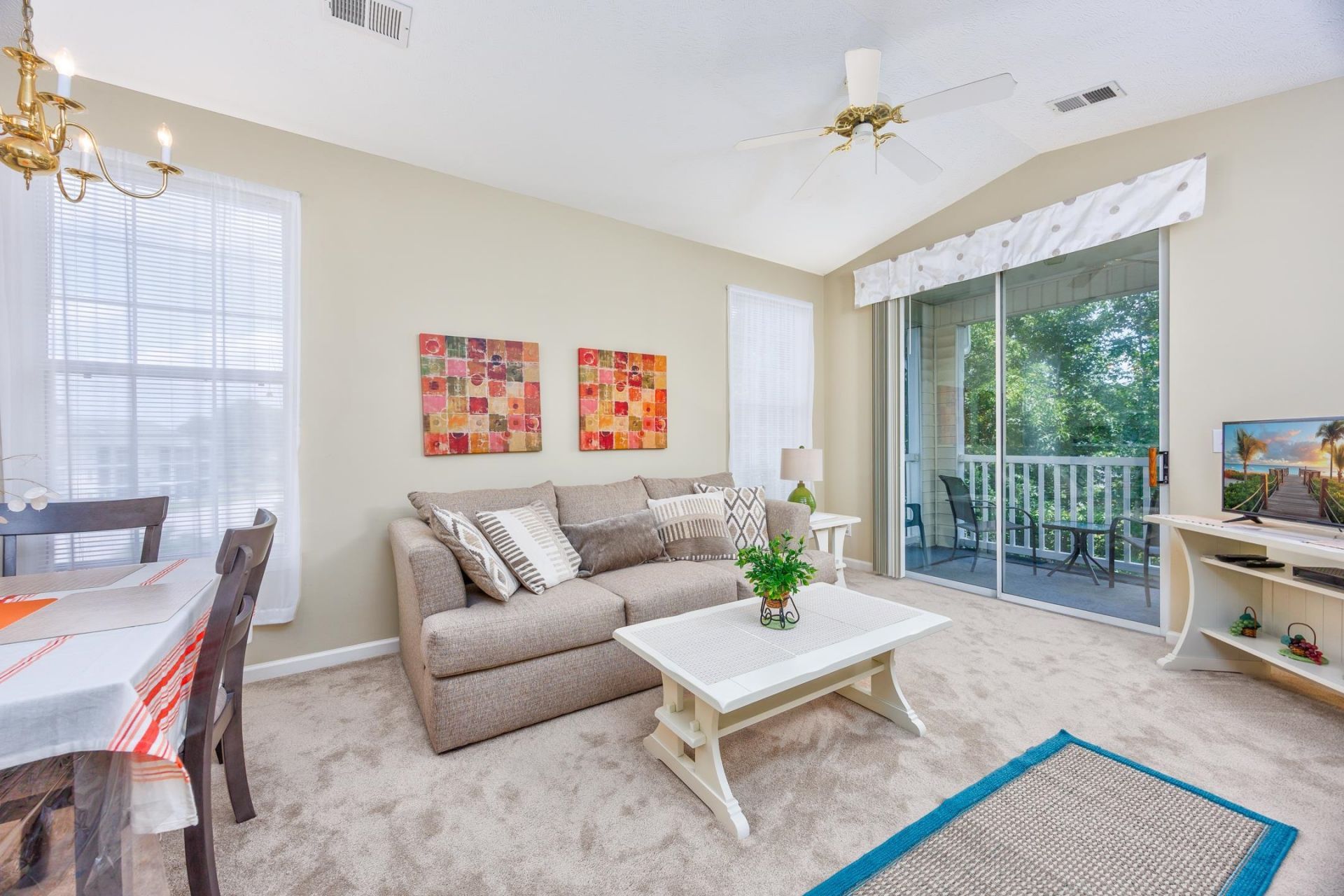 504 River Oaks Dr. Photo 5