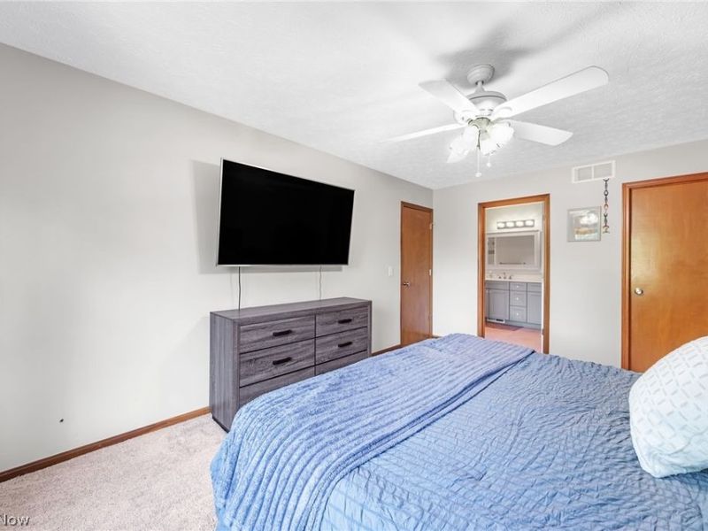 16097 N Laguardia Parkway, Strongsville, OH 44136 Photo 19