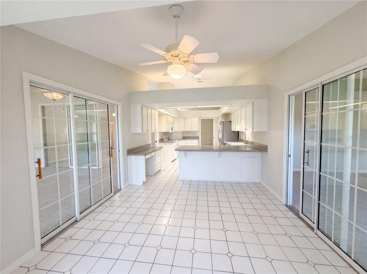 27305 Racquet Circle , Leesburg, FL 34748 Photo
