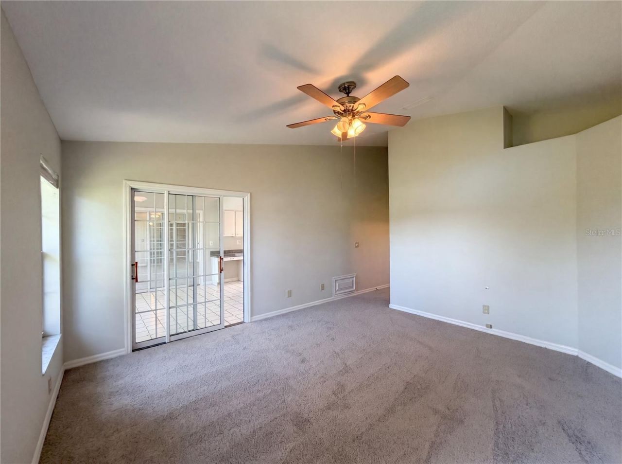 27305 Racquet Circle , Leesburg, FL 34748 Photo