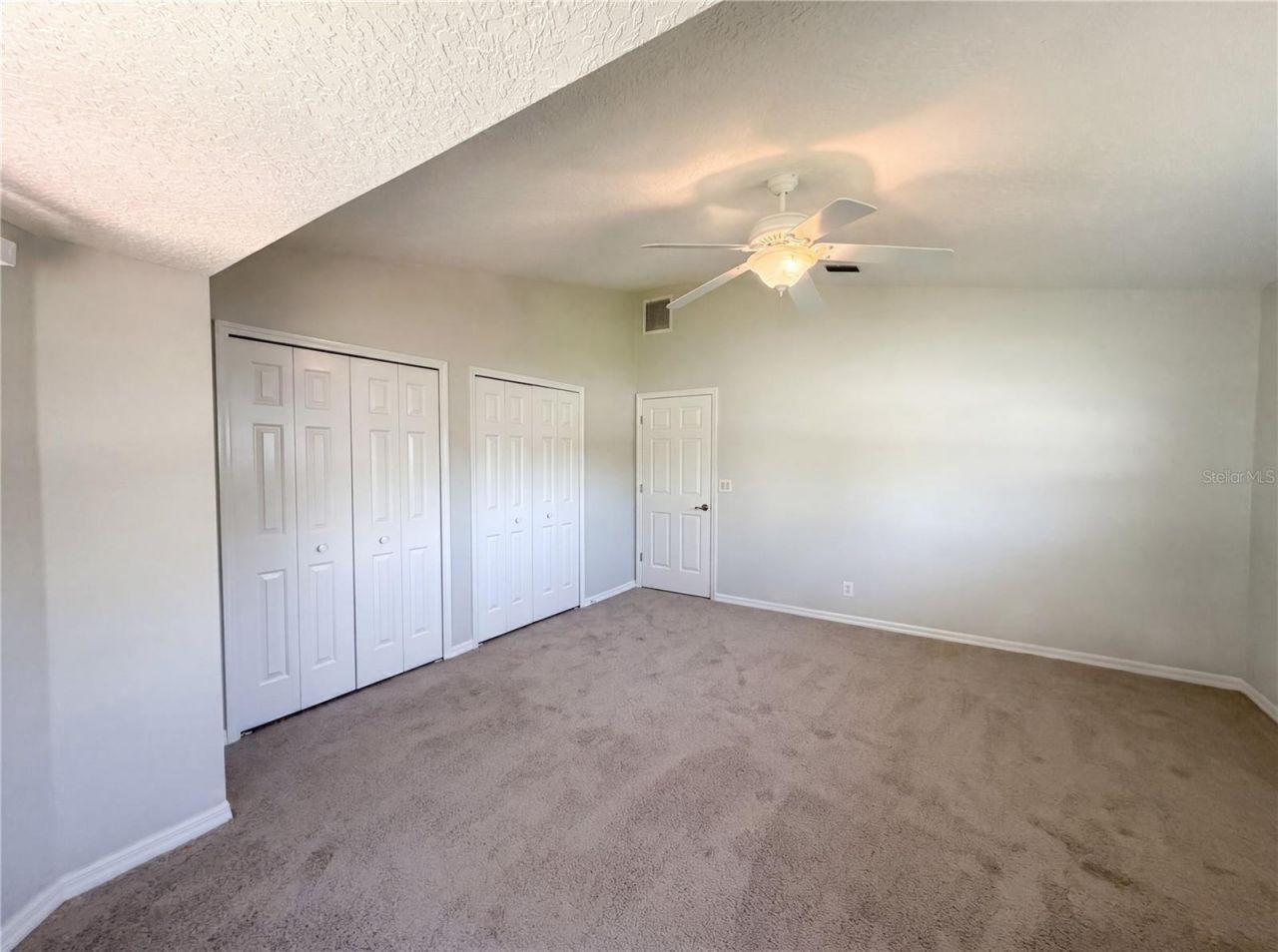 27305 Racquet Circle , Leesburg, FL 34748 Photo