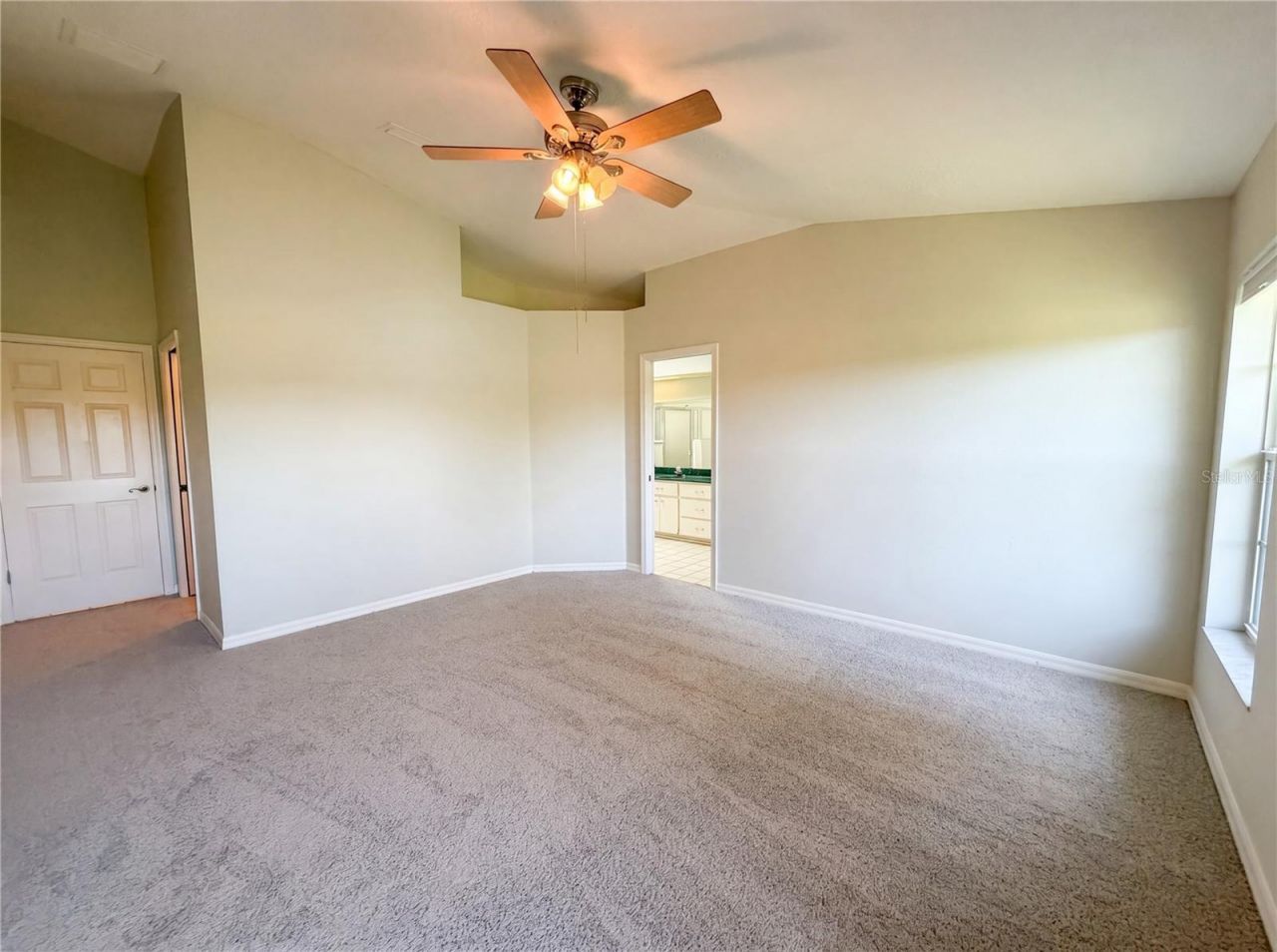 27305 Racquet Circle , Leesburg, FL 34748 Photo