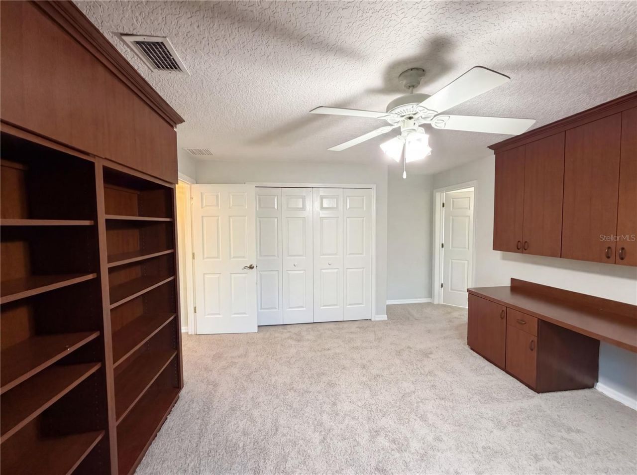 27305 Racquet Circle , Leesburg, FL 34748 Photo